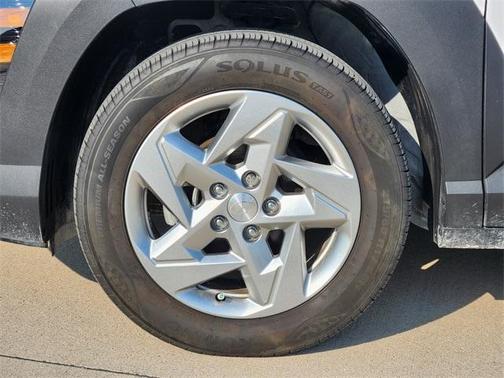 2024 Hyundai KONA SE