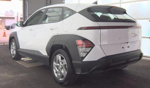 2024 Hyundai KONA SE