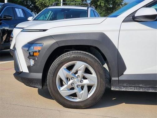 2024 Hyundai KONA SE