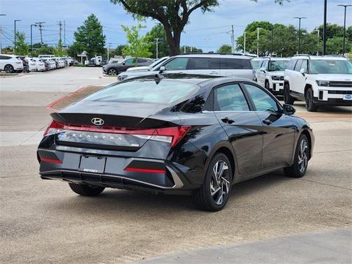 2025 Hyundai ELANTRA HEV Limited