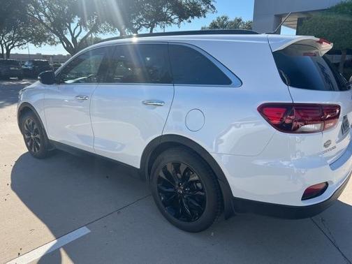 2019 Kia Sorento S