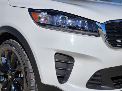 2019 Kia Sorento S