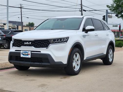 2022 Kia Sorento LX