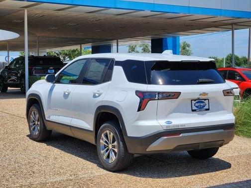 Summit White 2026 Chevrolet Equinox LT