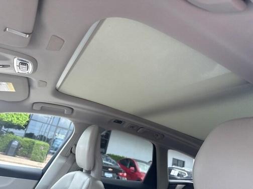 2019 Volvo XC60 T5 Momentum