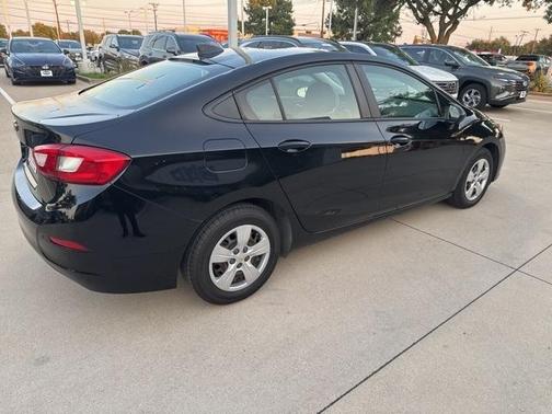 2018 Chevrolet Cruze LS
