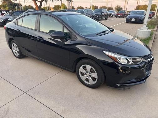 2018 Chevrolet Cruze LS