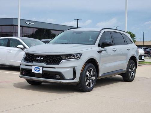 Gray 2023 Kia Sorento EX