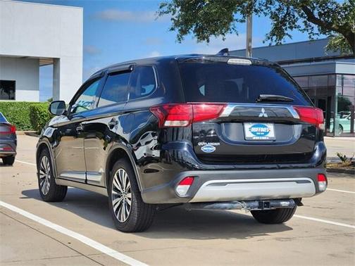 2020 Mitsubishi Outlander SE