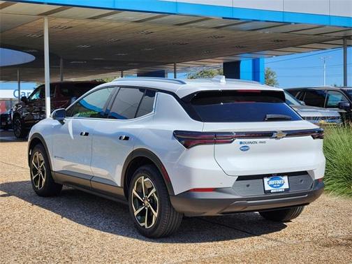 2026 Chevrolet Equinox EV LT 2