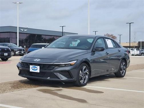 2025 Hyundai ELANTRA SEL Sport