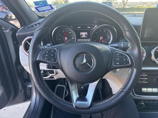 2018 Mercedes-Benz GLA 250 Base