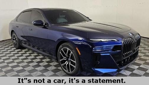 2025 BMW 740 i xDrive