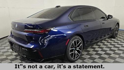 2025 BMW 740 i xDrive