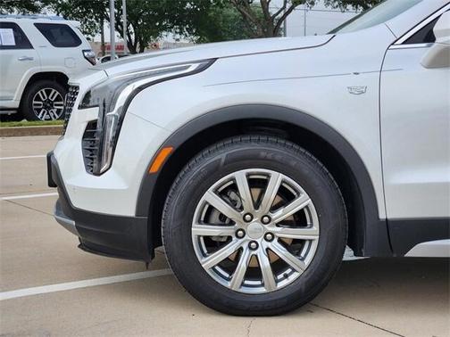 2021 Cadillac XT4 Premium Luxury