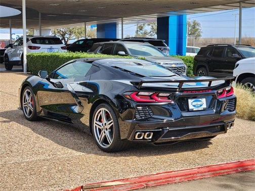 2026 Chevrolet Corvette Stingray w/2LT