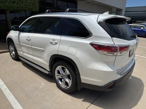 2016 Toyota Highlander Limited Platinum