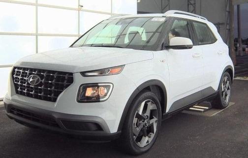 2022 Hyundai VENUE SEL