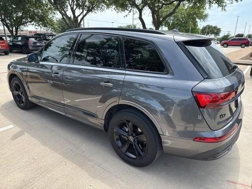 2021 Audi Q7 55 Premium