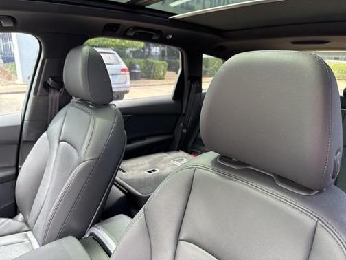2021 Audi Q7 55 Premium