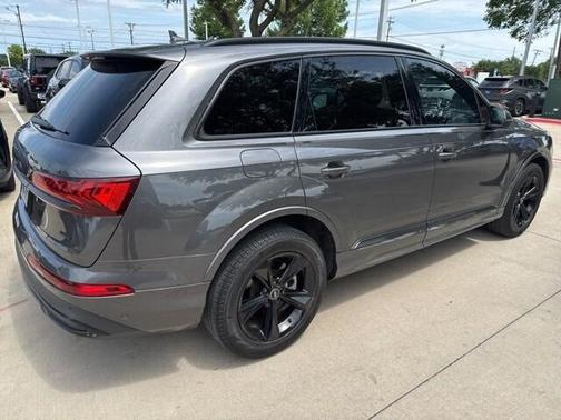 2021 Audi Q7 55 Premium