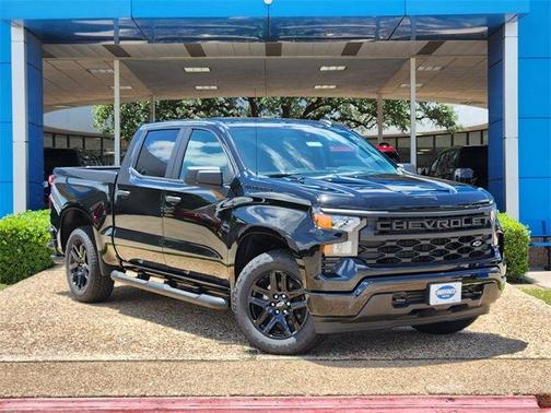 2025 Chevrolet Silverado 1500 Custom