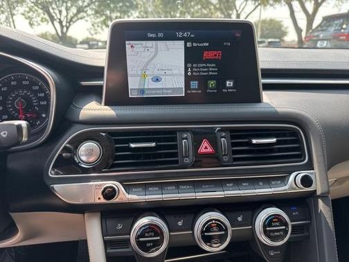 2021 Genesis G70 2.0T