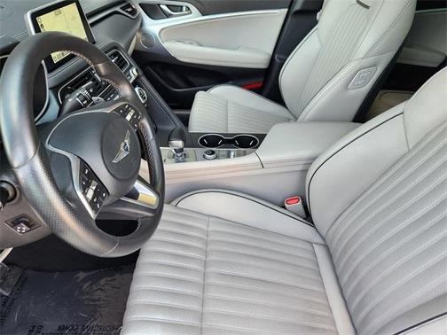 2021 Genesis G70 2.0T