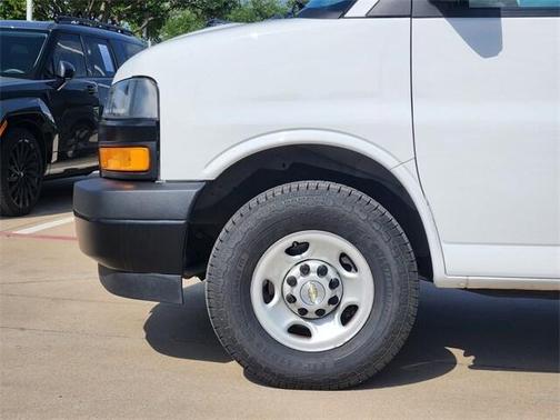 2023 Chevrolet Express 2500 Work Van