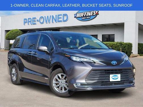 Predawn Gray Mica 2021 Toyota Sienna XLE