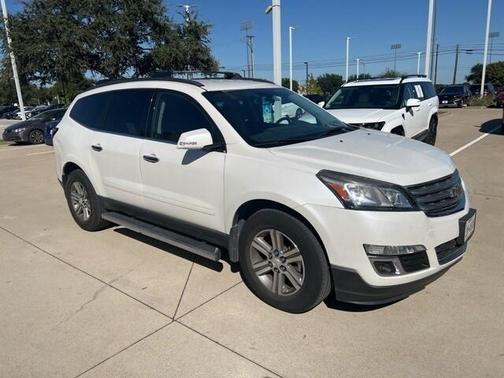 2017 Chevrolet Traverse 2LT
