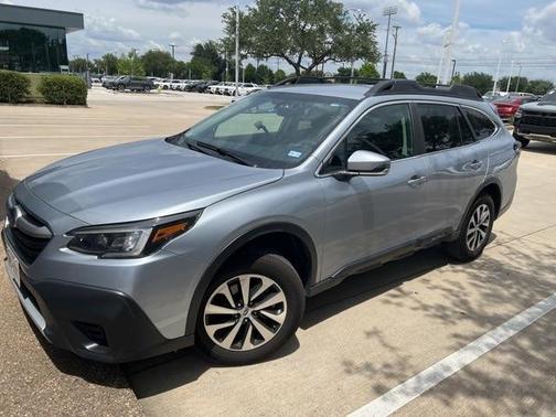 2022 Subaru Outback Premium