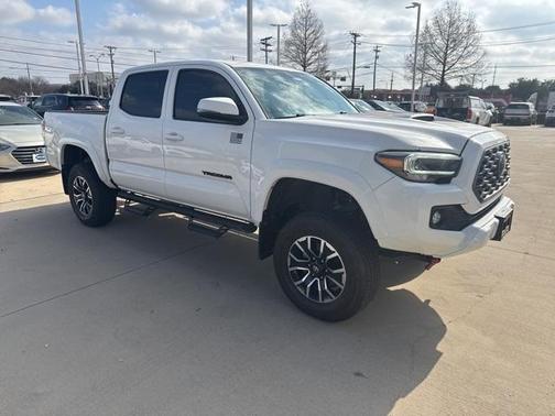 2023 Toyota Tacoma TRD Sport
