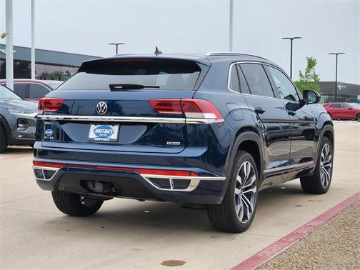 2022 Volkswagen Atlas Cross Sport 3.6L V6 SEL Premium R-Line