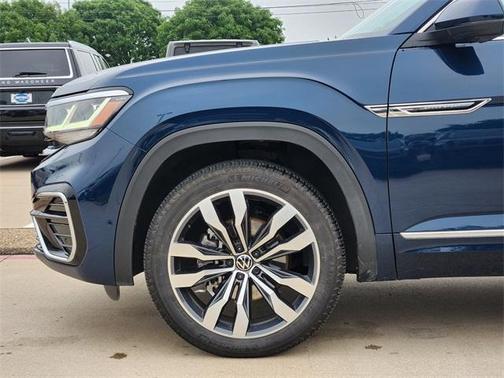 2022 Volkswagen Atlas Cross Sport 3.6L V6 SEL Premium R-Line
