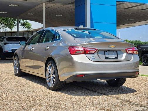 2025 Chevrolet Malibu 2LT