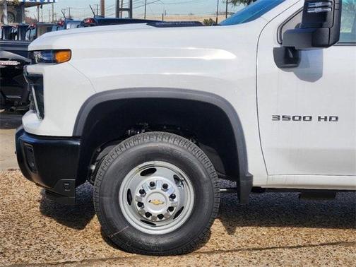 2025 Chevrolet Silverado 3500 WT