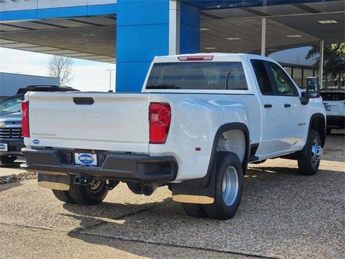 2025 Chevrolet Silverado 3500 WT