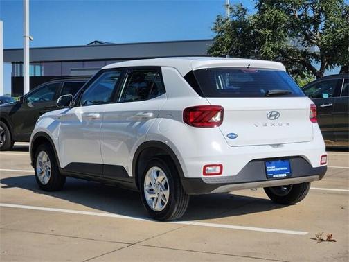 2025 Hyundai VENUE SE