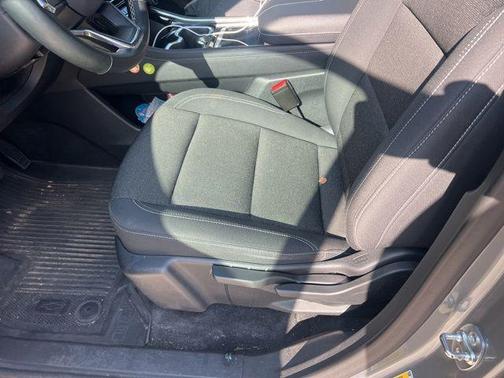 Sterling Gray Metallic 2024 Chevrolet Traverse LS