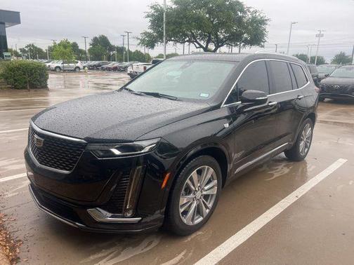 Stellar Black Metallic 2023 Cadillac XT6 Premium Luxury FWD
