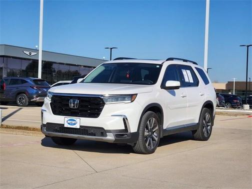 2023 Honda Pilot Touring