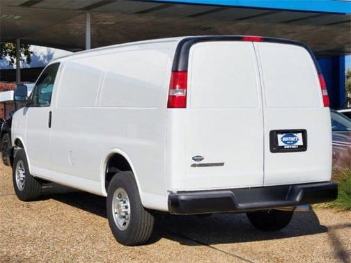 2024 Chevrolet Express 2500 Work Van