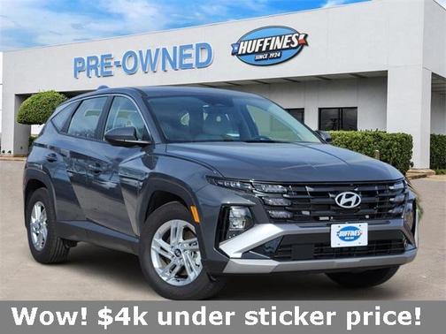 2026 Hyundai TUCSON SE