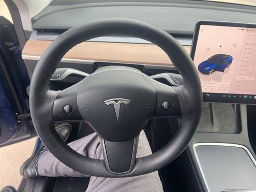 Deep Blue Metallic 2023 Tesla Model Y Long Range