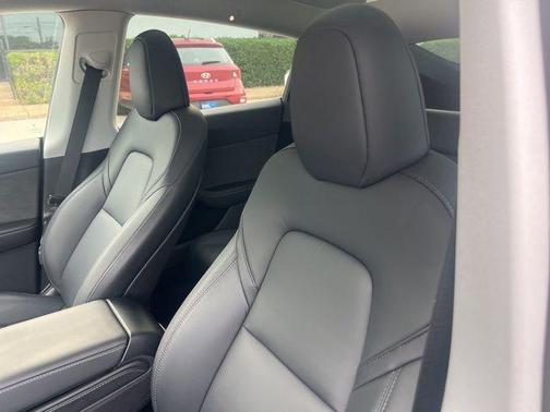 Deep Blue Metallic 2023 Tesla Model Y Long Range