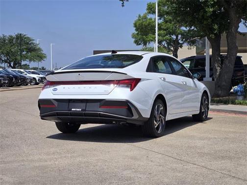 2025 Hyundai ELANTRA HEV SEL Sport