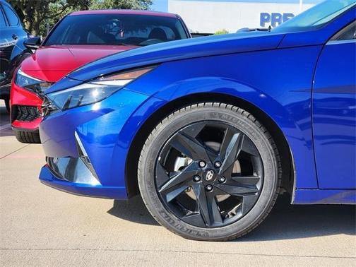 2022 Hyundai ELANTRA HEV Limited