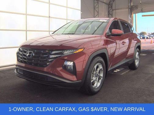 Red 2024 Hyundai TUCSON SE