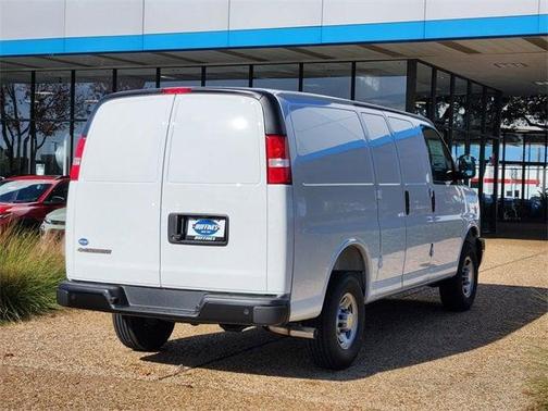 2025 Chevrolet Express 2500 Work Van